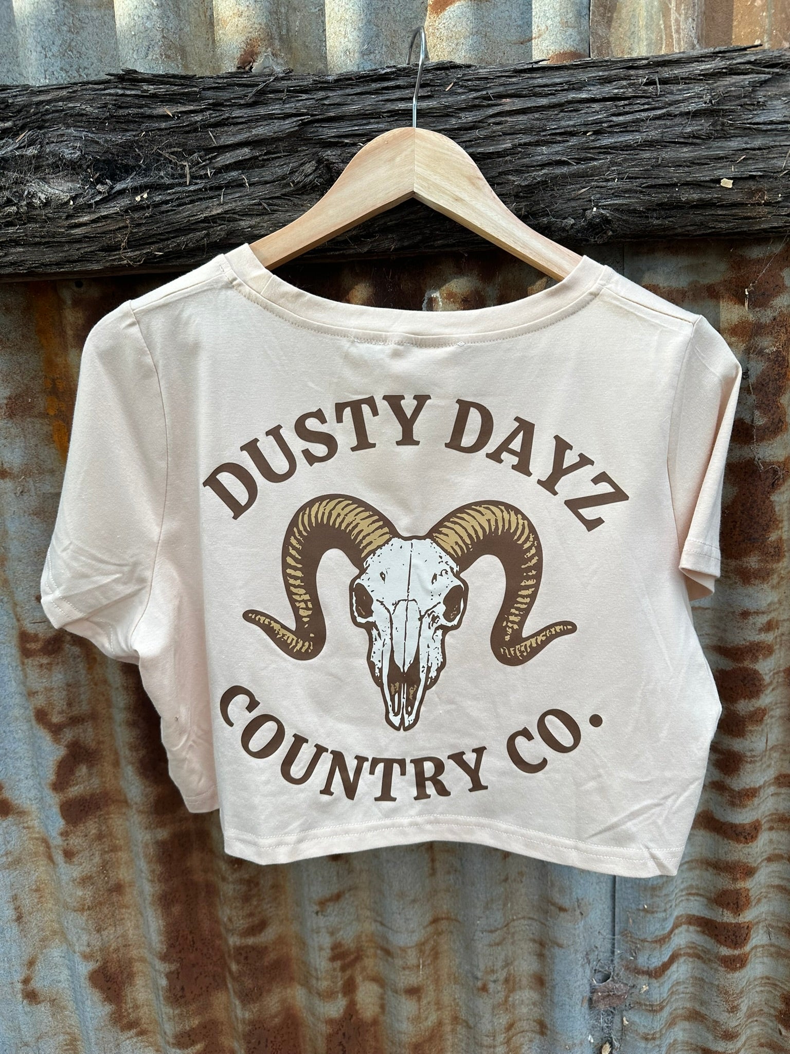 Country Crop Tee - Tan