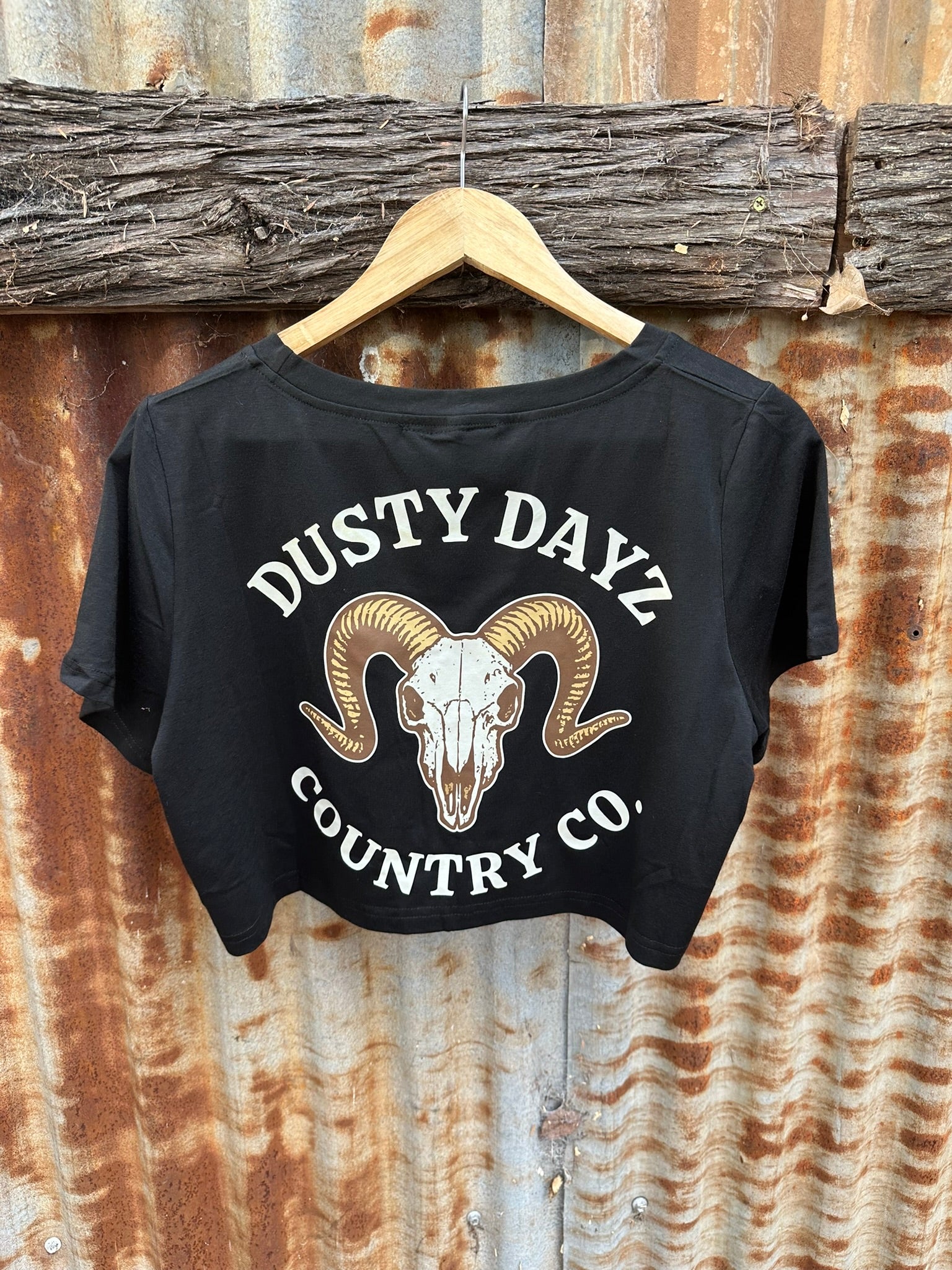 Country Crop Tee - Black