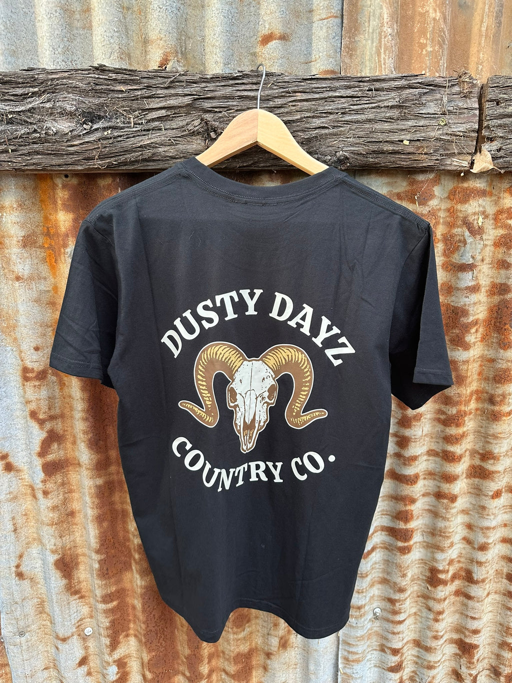 Signature Country Tee – Black