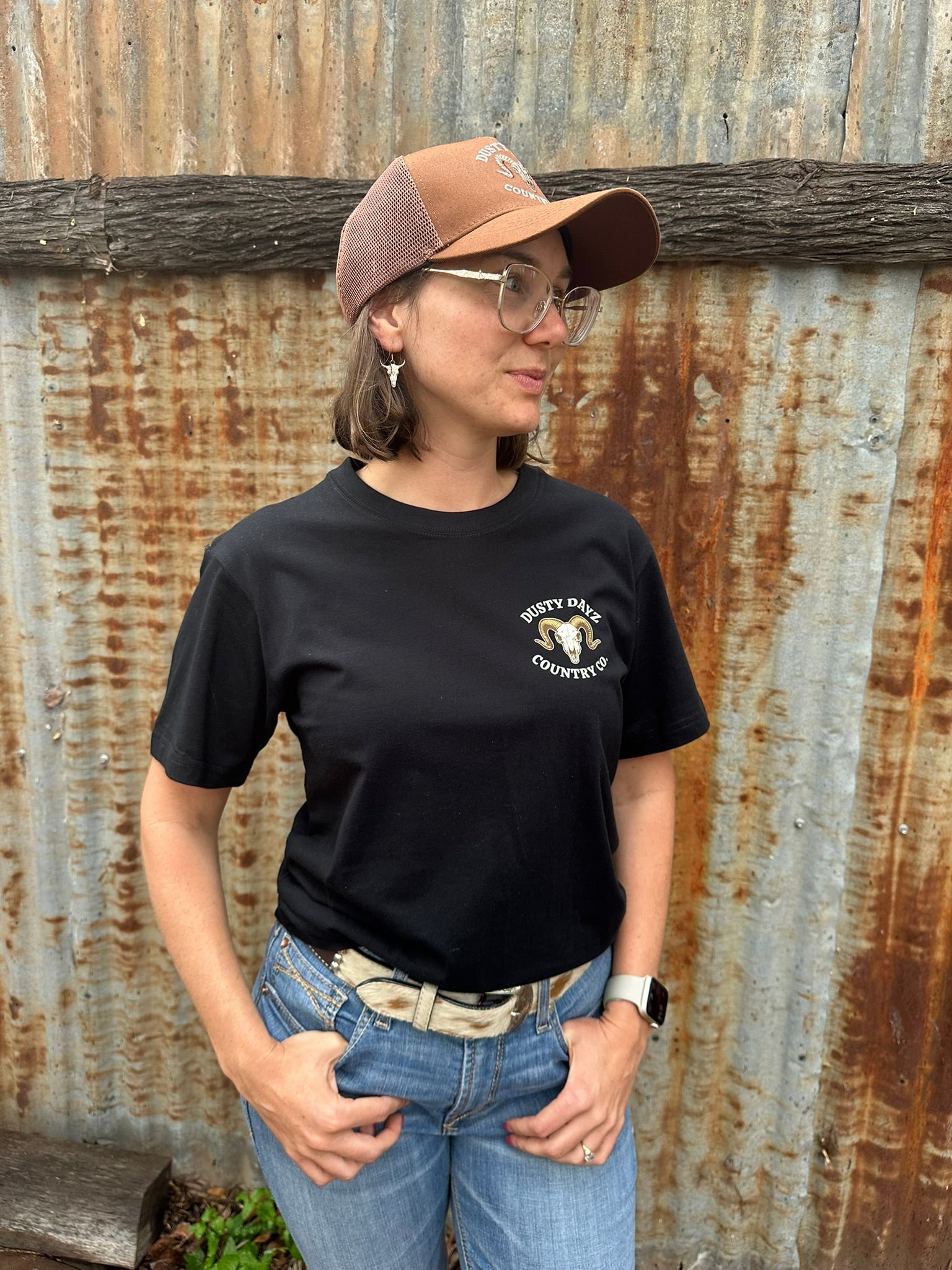 Signature Country Tee – Black