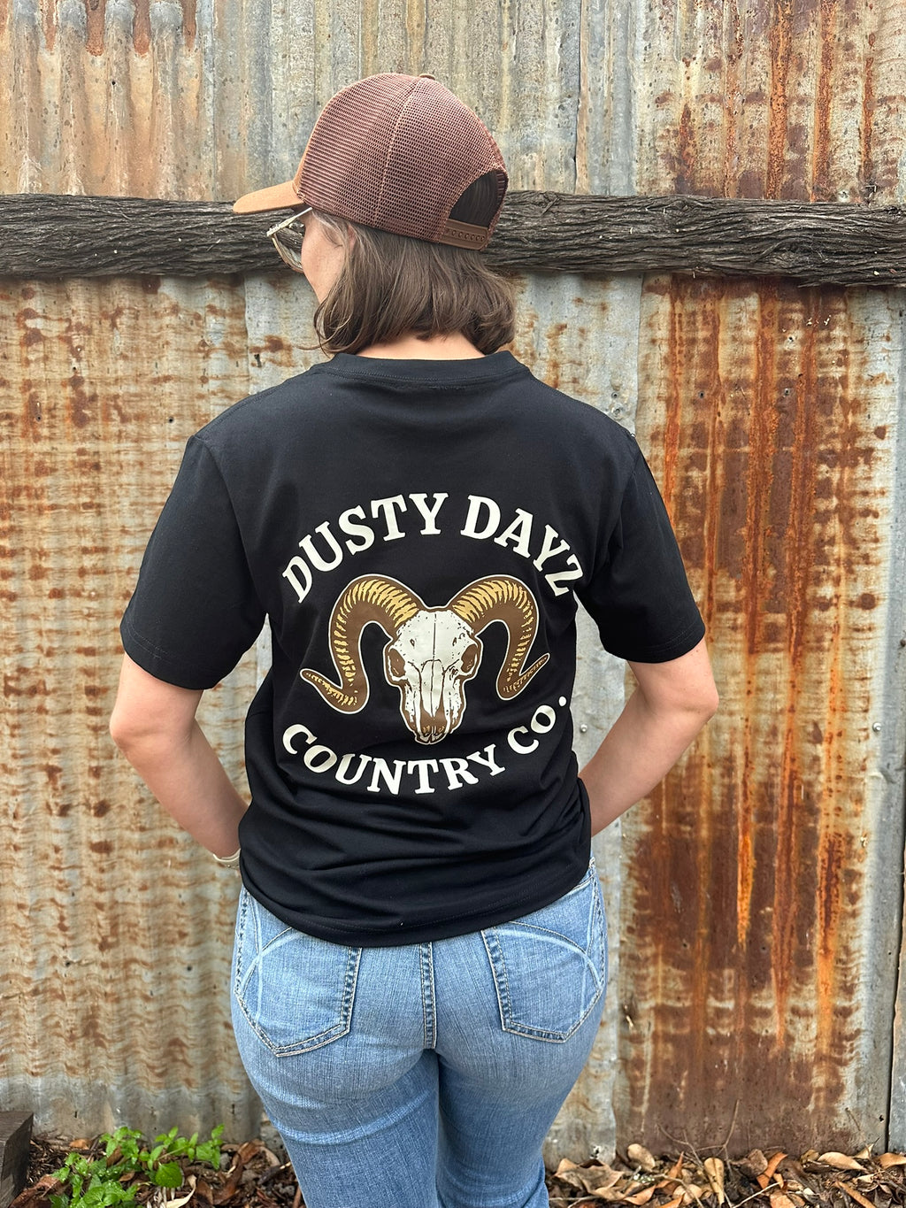 Signature Country Tee – Black