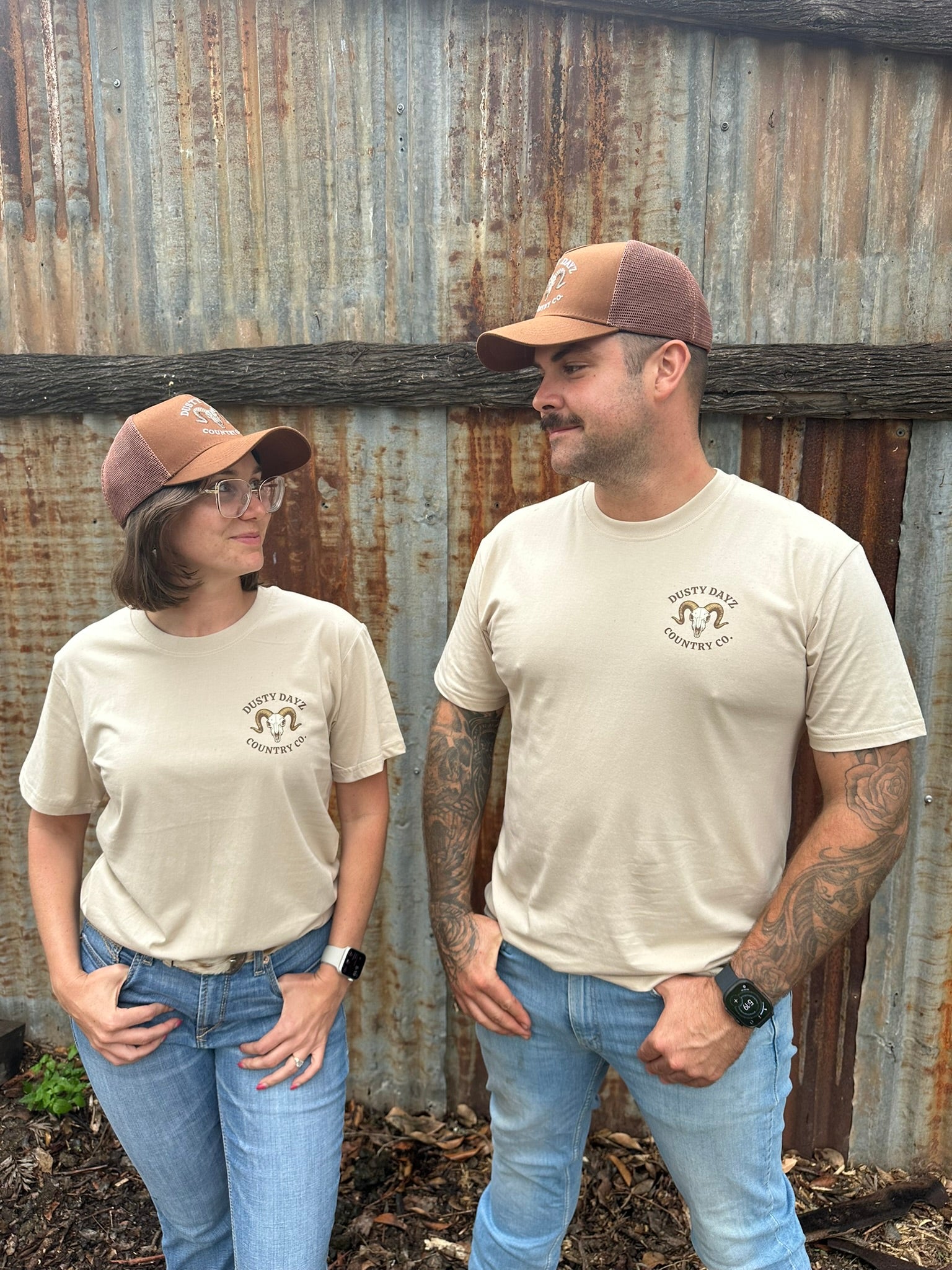 Signature Country Tee – Tan