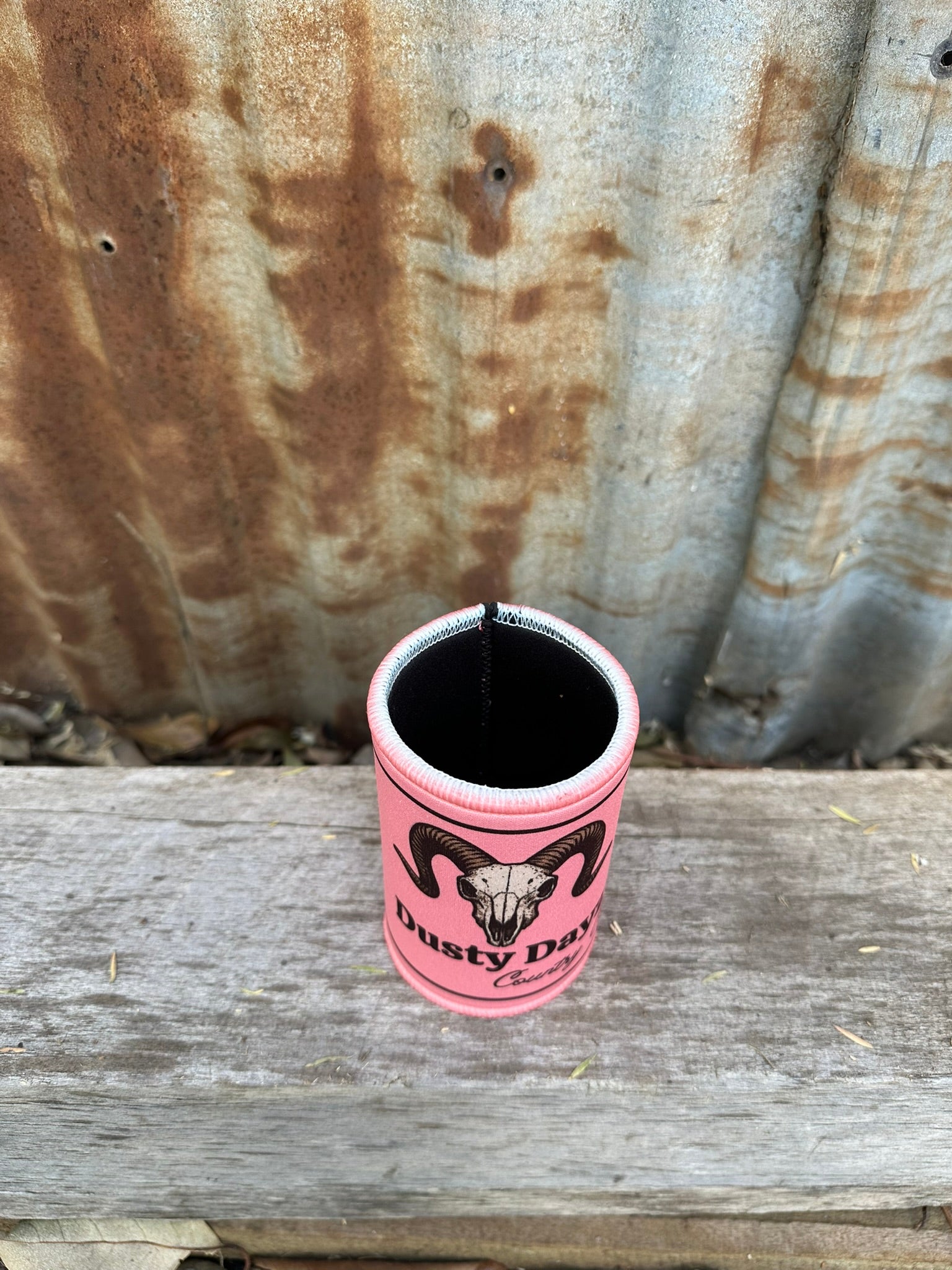 Dusty Dayz Neoprene Stubby Cooler – Dusty Pink